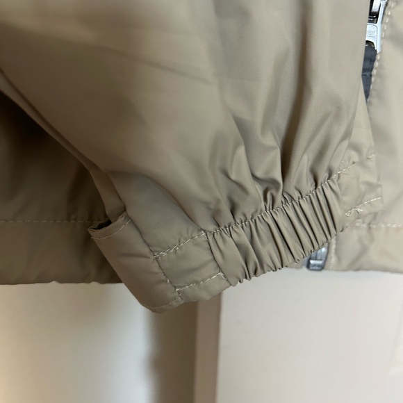Columbia - Windbreaker [M] - Picture 4 of 6